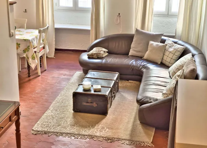 Vieux-Port : Appartement Cozy, Calme Et Pratique