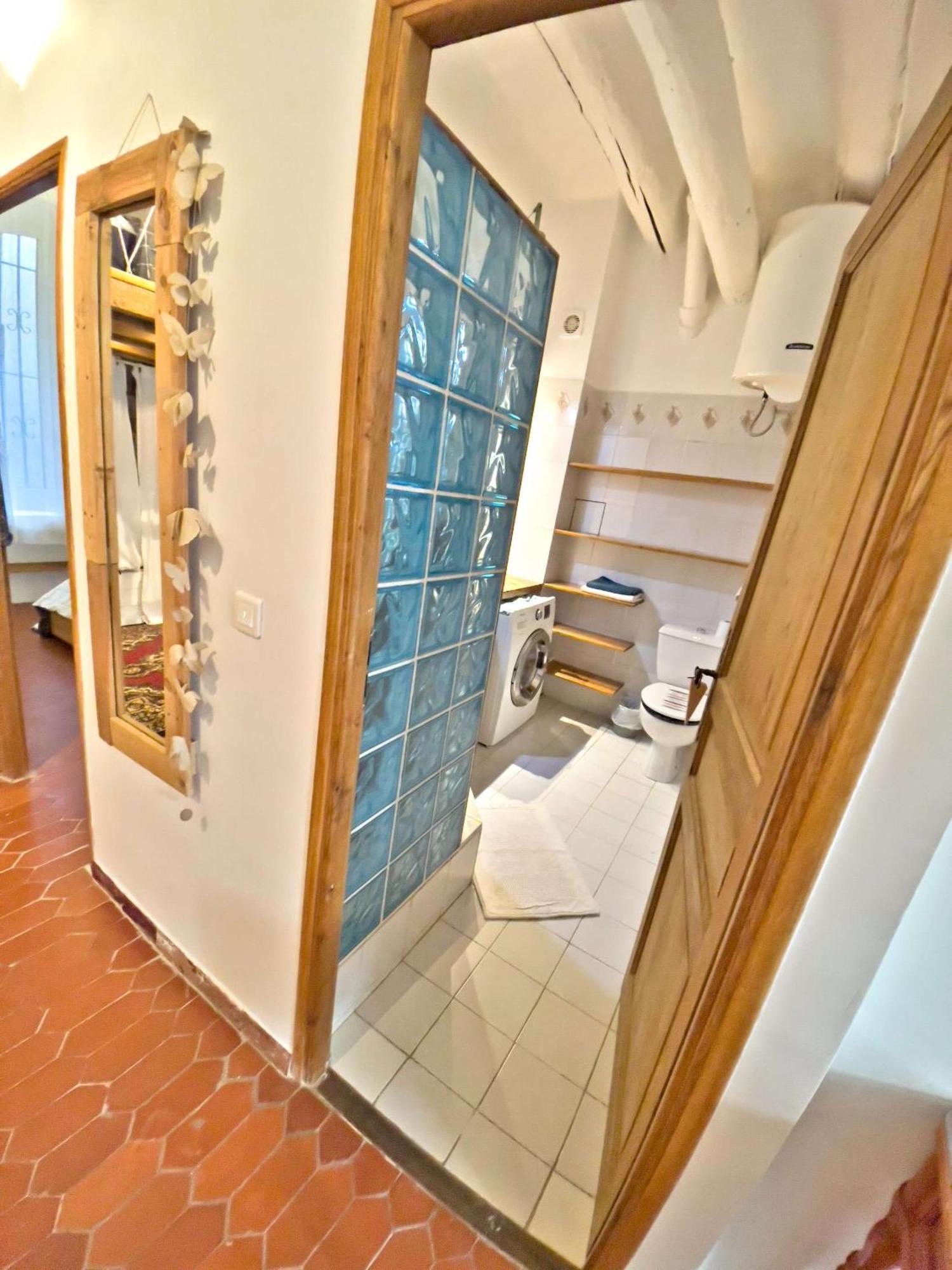 Vieux-port : Cozy, Calme Et Pratique *